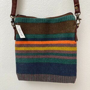 *NWT* Pine Creek Stripes Knit Crossbody Purse